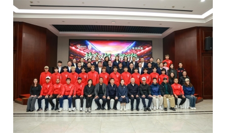 珂締緣足球俱樂部與南通諾德學校、安惠生物科技開展聯誼活動